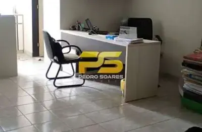 Sala comercial com 41 metros a venda por 65 mil no centro de joão pessoa - pb