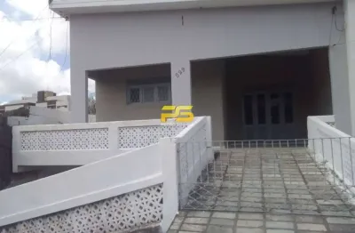 Casa com 4 quartos para alugar no Jaguaribe, João Pessoa 