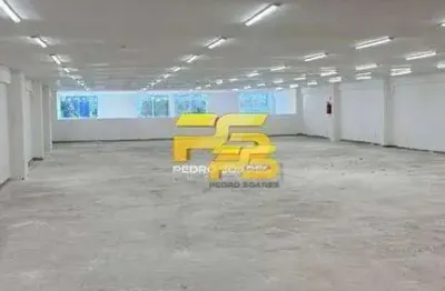 Alugo prédio comercial no centro da cidade com 1000m de área privativa