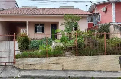 Casa com 3 quartos à venda na Serraria, São José 