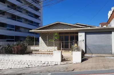 Terreno à venda no Barreiros, São José 