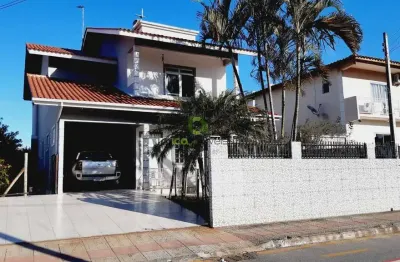 Casa com 3 quartos à venda no Areias, São José 