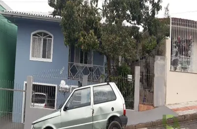 Excelente casa com kitinetes e galpão no real parque