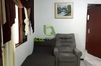 Casa de esquina com 03 dormitórios serraria são josé sc