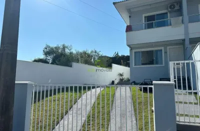 Sobrado 02 dormitórios com amplo quintal em palhoça!