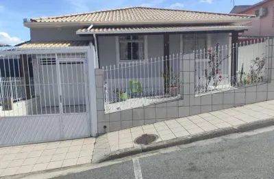 Imperdível casa com 3 quartos no bairro bela vista em são josé-sc: 1 sala, 2 banheiros, 1 vaga de garagem! venha conferir!