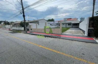 Casa com 3 quartos para alugar no Ipiranga, São José 