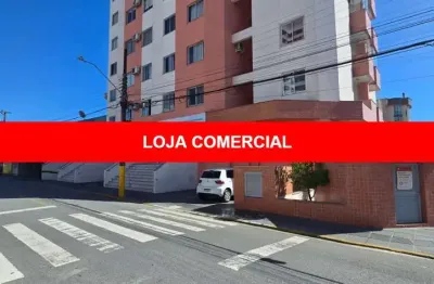 Ponto comercial com 1 sala à venda no Barreiros, São José 