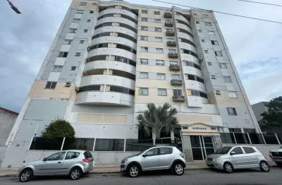 Apartamento com 3 quartos para alugar no Real Parque, São José 