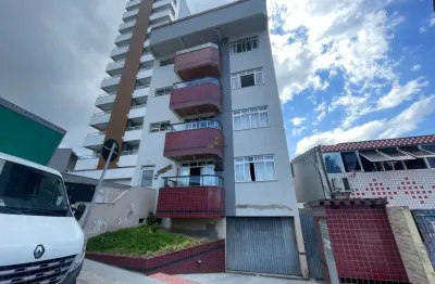 Apartamento com 2 quartos para alugar no Barreiros, São José 