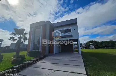 Casa com 4 quartos à venda na Rua Guaramirim, 135, Condomínio Marítimo, Tramandaí