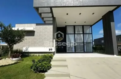 Casa com 4 quartos à venda na Nenhuma, 210, Condomínio Marítimo, Tramandaí