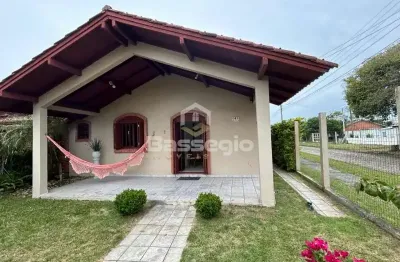 Casa com 3 quartos à venda na Rua Nh Esq . Santa Cruz Nº141, 141, Centro, Imbé