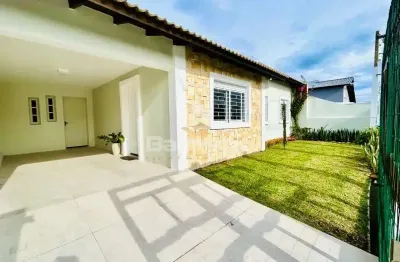 Casa com 3 quartos à venda na Xavantes, 359, Zona Nova, Tramandaí