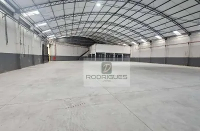 Galpão para alugar, 2400 m² por R$ 69.000,00/mês - Parque Real - Diadema/SP