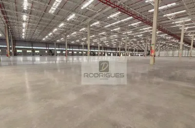 Galpão para alugar, 6715 m² por r$ 194.741,00/mês - parque jaçatuba - santo andré/sp