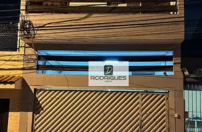 Casa com 2 dormitórios para alugar por r$ 2.390,00/mês - vila alice - diadema/sp