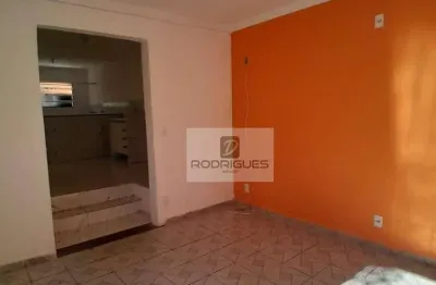 Casa com 2 dormitórios para alugar, 60 m² por r$ 1.600,00/ano - taboão - diadema/sp