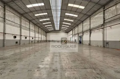 Galpão para alugar, 3600 m² por R$ 85.000,00/mês - Taboão - Diadema/SP