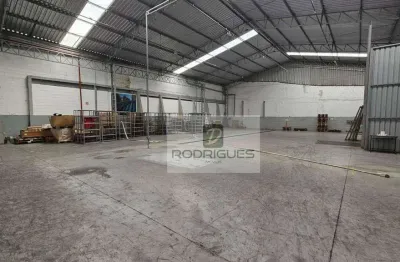 Galpão para alugar, 3600 m² por R$ 85.000,00/mês - Taboão - Diadema/SP
