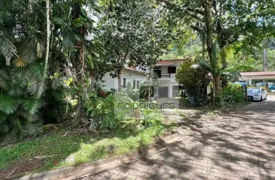 Casa com 5 dormitórios à venda por R$ 1.800.000 - T Pequeno - São Sebastião/SP
