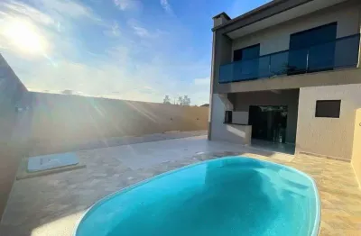 Casa a venda em pontal do Paraná Sobrados novos quadra mar em Pontal do Paraná