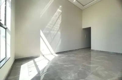 Casa alto padrão próximo ao mar em ipanema - 3 dormitórios(1 suíte) para venda.