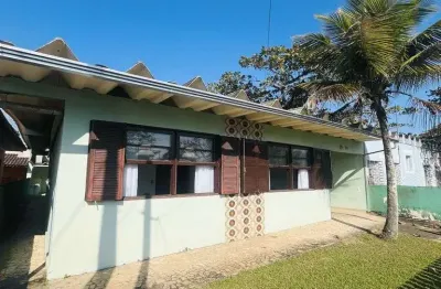 Residencia averbada balneário de santa terezinha 2 quadras do mar 30m calçadão
