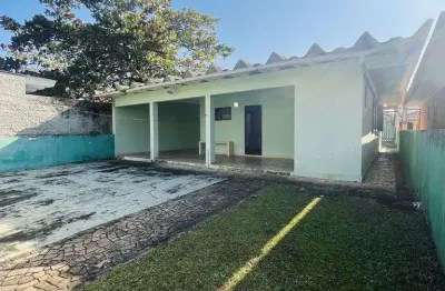 Residencia averbada balneário de santa terezinha 2 quadras do mar 30m calçadão