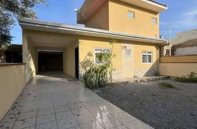 Seu novo lar no balneário guapê – sobrado com 2 quartos, suíte e área de lazer