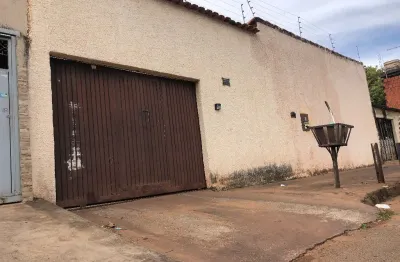 !! mariá imóveis vende excelente casa no setor sul !!