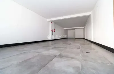 Ponto comercial à venda na rua bruno silva, 188, pioneiros, balneário camboriú, 100 m2 por r$ 1.642.000