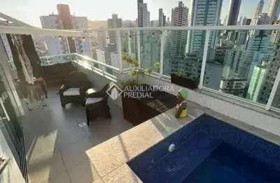 Cobertura com 4 quartos à venda na rua 3144, 100, centro, balneário camboriú, 245 m2 por r$ 4.800.000