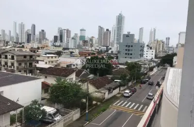 Apartamento com 3 quartos à venda na rua itália, 489, nações, balneário camboriú, 72 m2 por r$ 840.000