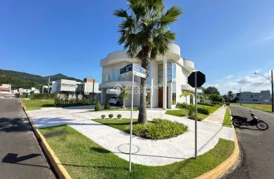 Casa em condomínio fechado com 3 quartos à venda na rua ivo josé rebello, 610, santa regina, camboriú, 237 m2 por r$ 3.990.000