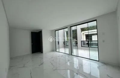 Casa com 3 quartos à venda na rua irene bonanomi da silva, 457, ressacada, itajaí, 95 m2 por r$ 1.200.000