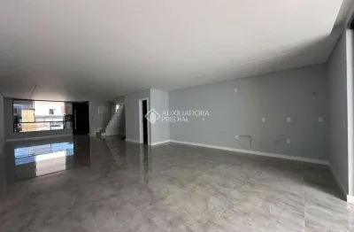 Casa com 4 quartos à venda na rua josé de alencar, 145, praia dos amores, balneário camboriú, 420 m2 por r$ 3.800.000