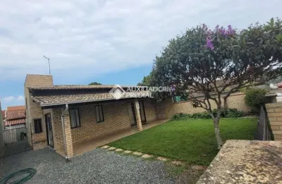 Casa com 2 quartos à venda na curitiba, 510, centro, penha, 140 m2 por r$ 875.000