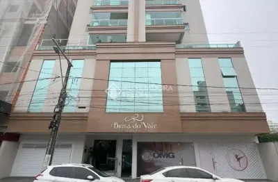 Apartamento com 2 quartos à venda na rua 256, 668, meia praia, itapema, 81 m2 por r$ 1.350.000