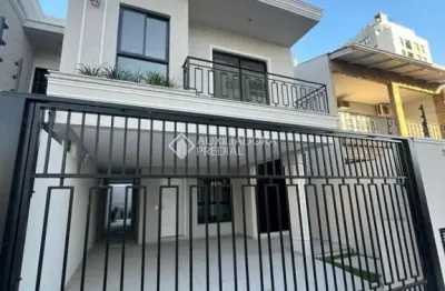 Casa com 3 quartos à venda na rua juvenal garcia, 303, centro, itajaí, 150 m2 por r$ 1.499.000