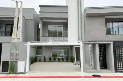 Casa com 3 quartos à venda na rua santa ana, 62, são francisco de assis, camboriú, 168 m2 por r$ 1.280.000