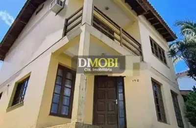 Sobrado com 3 dormitórios para alugar, 145 m² por r$ 3.300,00/mês - loteamento jardim timbaúva - gr