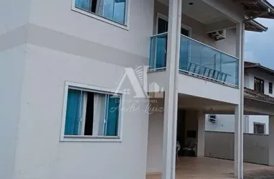 Casa com 4 quartos à venda na Rua Itá, Bom Retiro, Joinville