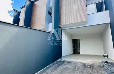 Casa com 3 quartos à venda na Rua dos Alfaiates, Petrópolis, Joinville