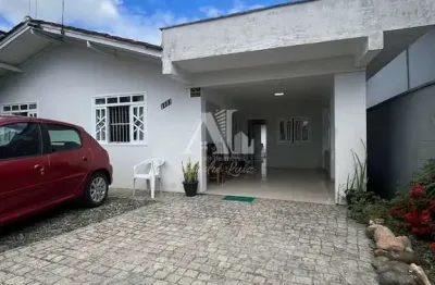 Casa com 4 quartos à venda na Rua Rocha Pombo, Jardim Iririú, Joinville
