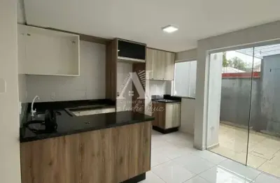 Casa com 2 quartos à venda na Rua José Moreira, Santa Catarina, Joinville