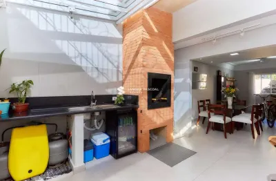 Casa em condomínio fechado com 3 quartos à venda na avenida senador salgado filho, 4390, uberaba, curitiba, 140 m2 por r$ 795.000