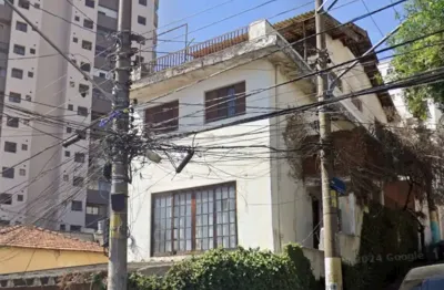 Casa comercial com 7 salas para alugar na Rua Domingos de Santa Maria, 152, Vila Guarani, São Paulo