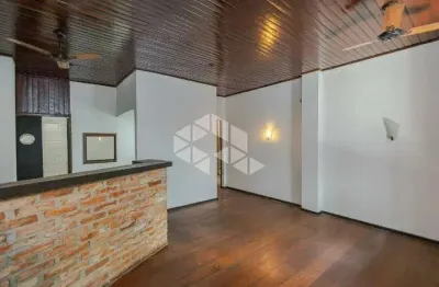 Casa comercial à venda com 100m² no bairro cidade baixa em porto alegre