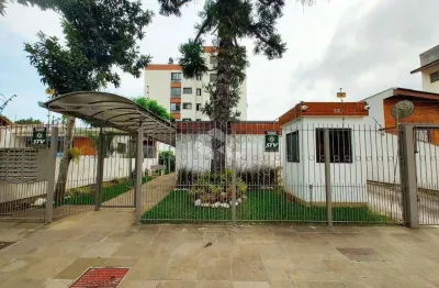 Apartamento de 3 dormitórios reformado no bairro medianeira, em porto alegre